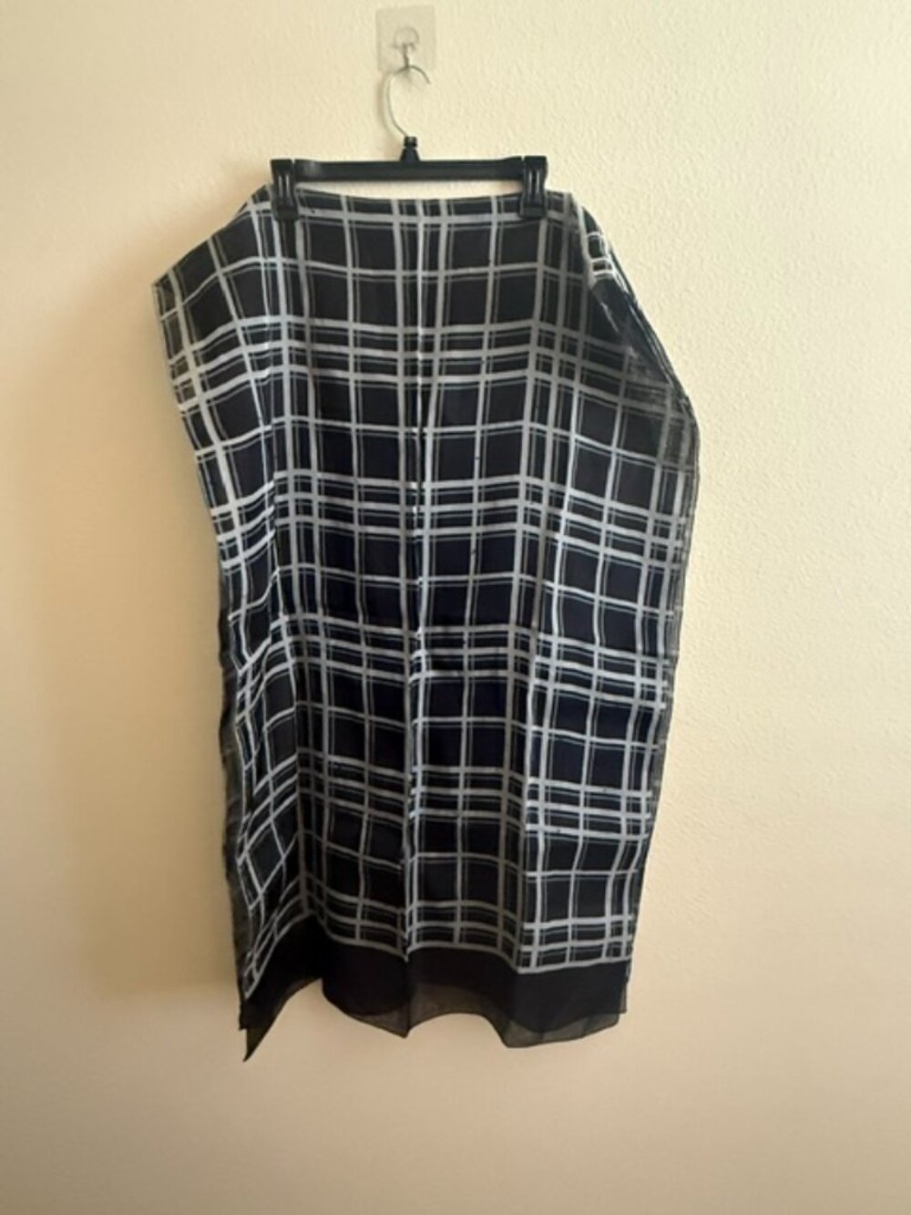 burberry scarf shawl black and white silk
